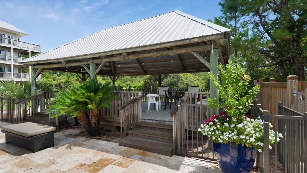 Beachfront Condo II 202A - Out Of The Blue 산타로사 비치 외부 사진